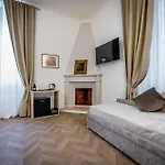 Residenza D'epoca Poliziano Konukevi