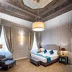 Residenza D'epoca Poliziano Konukevi 4*