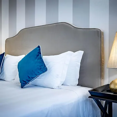 ゲストハウス Residenza D'epoca Poliziano *